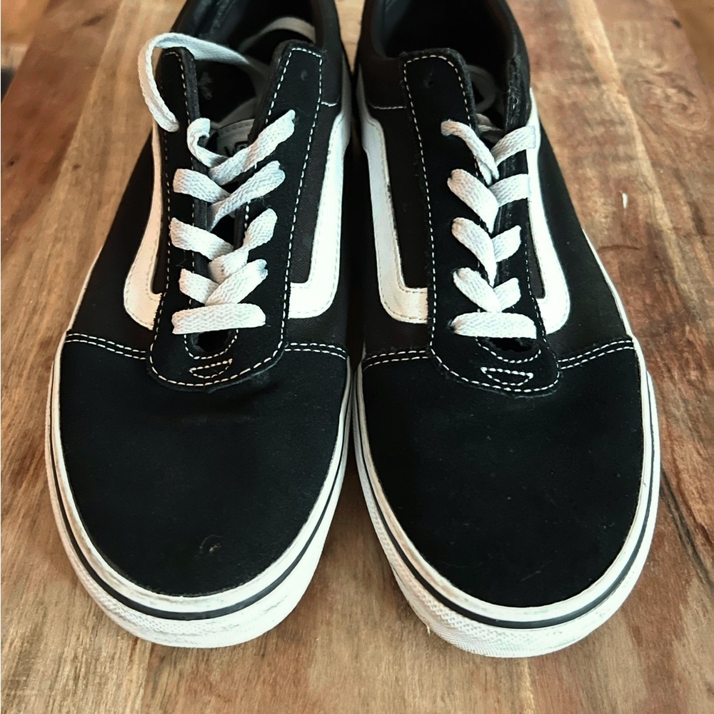 VANS Off the Wall // 1 pair suede skateboard sneaker shoe Women’s 9 - Picture 4 of 9